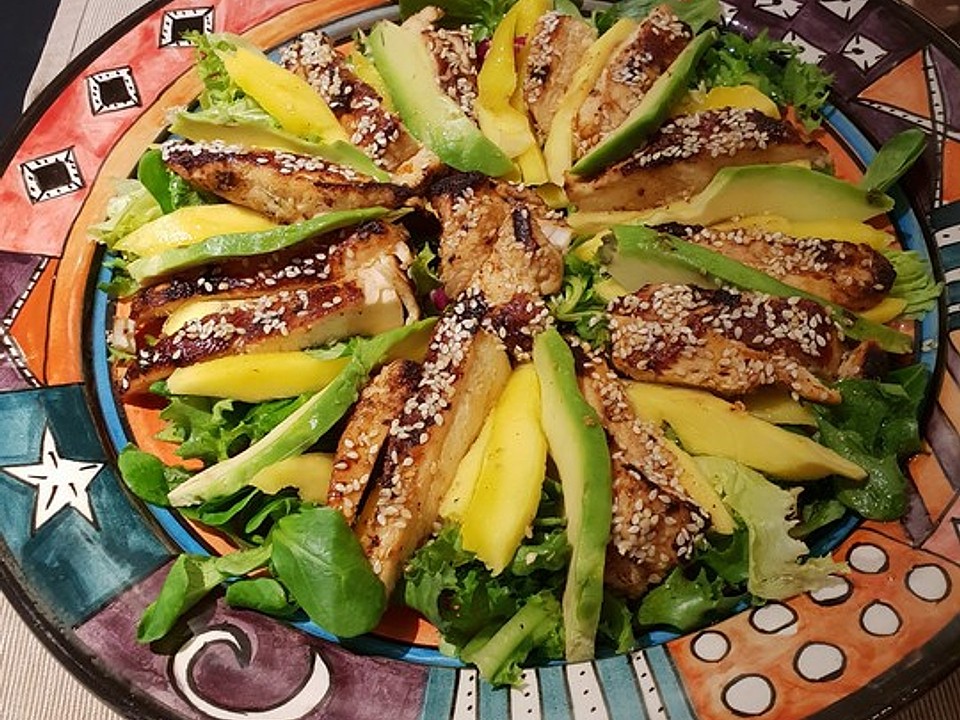 Avocado-Mango-Salat mit Hähnchen - Rezepte1