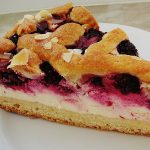 Kirsch – Himbeer – Heidelbeer – Schmand Blechkuchen