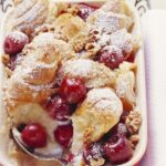 STREUSELTALER MIT BLAUBEEREN