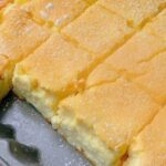 Saftiges Rotweinkuchen-Rezept mit Schokostückchen