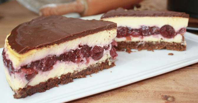 SCHWARZWÄLDER KIRSCHTORTE