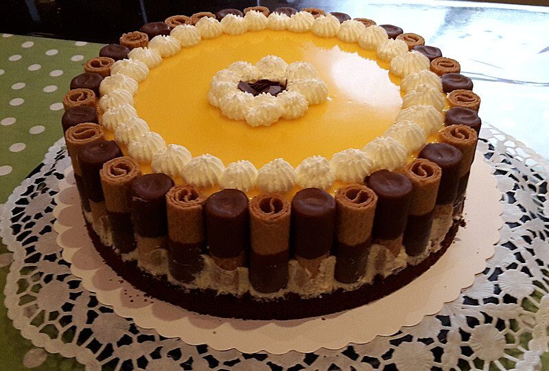 EIERLIKÖRTORTE