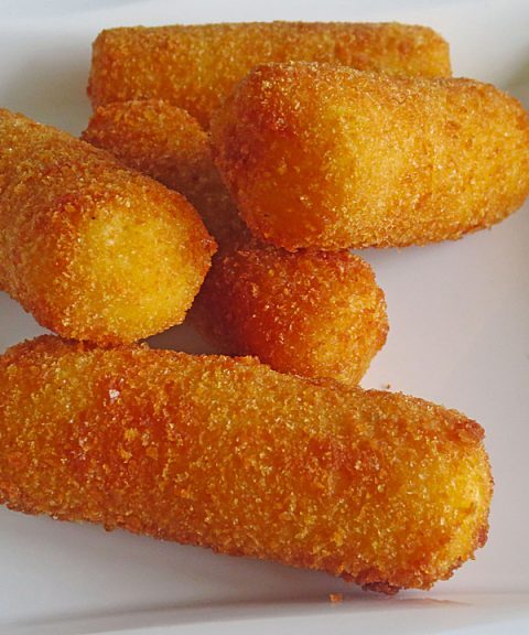 Selbstgemachte Schinken-Käse-lecker Kartoffelkroketten